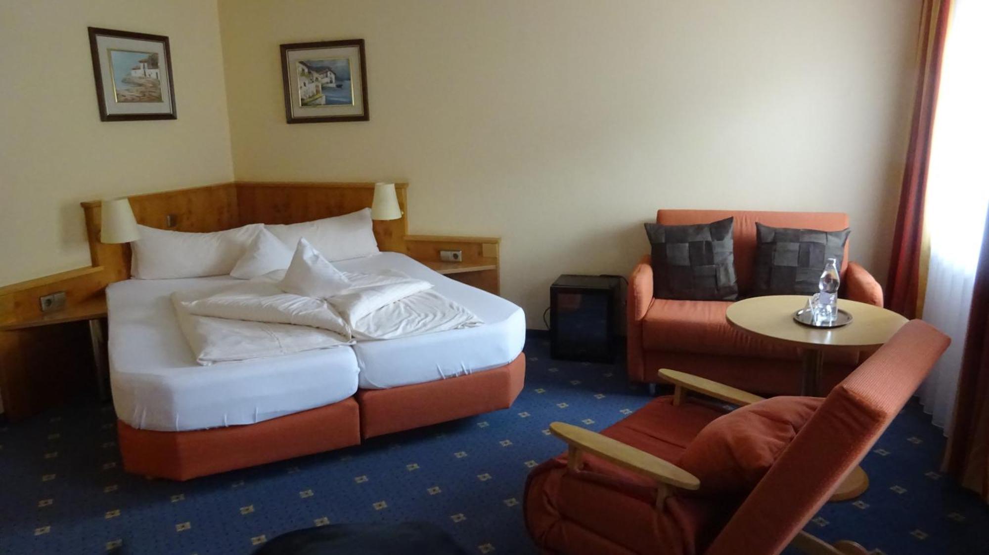 Hotel Altenberg บาเดน-บาเดน ภายนอก รูปภาพ