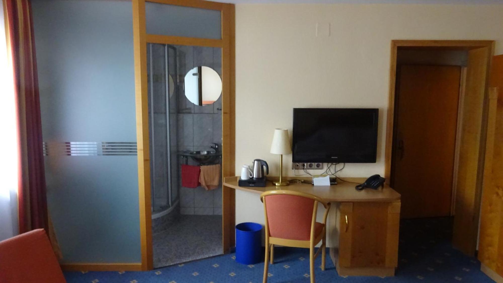 Hotel Altenberg บาเดน-บาเดน ภายนอก รูปภาพ