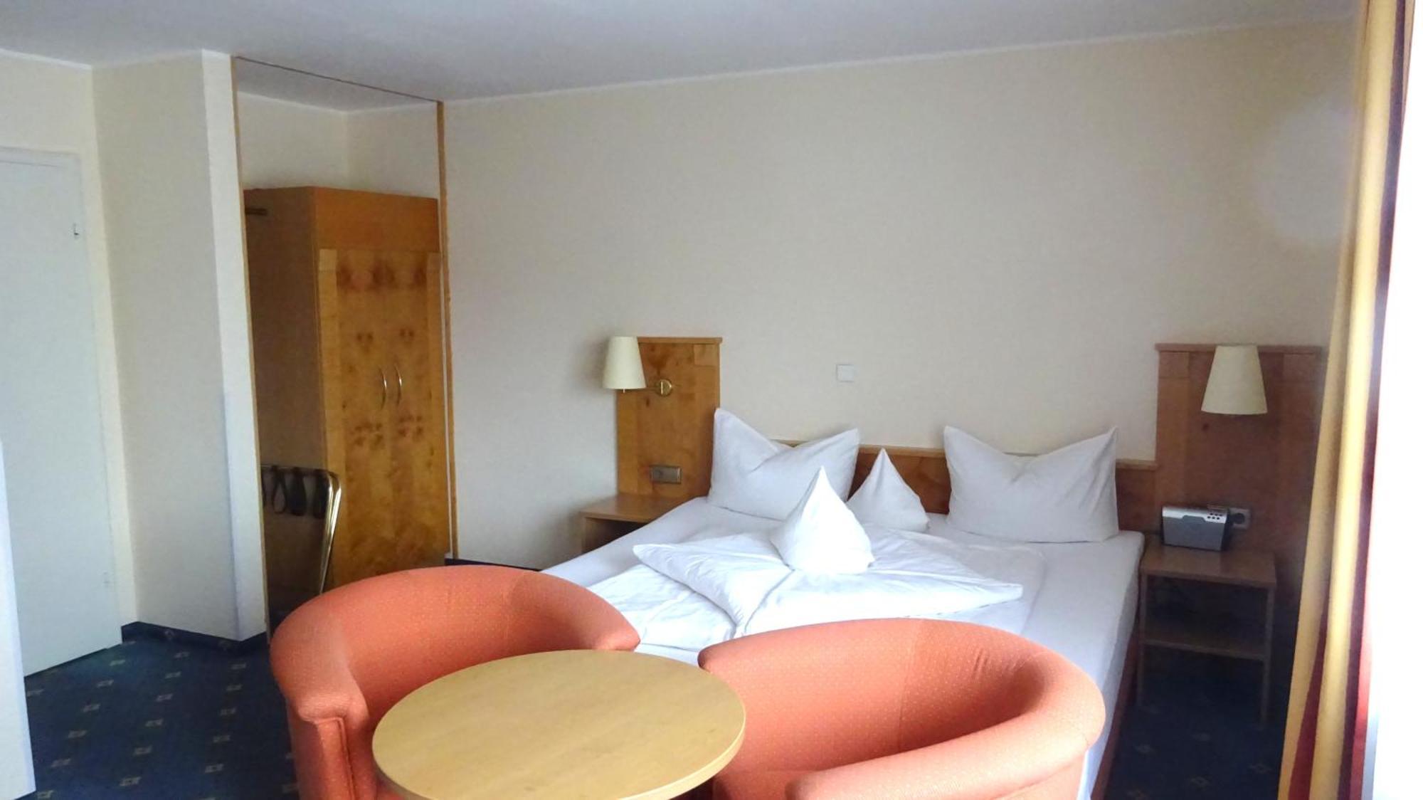 Hotel Altenberg บาเดน-บาเดน ภายนอก รูปภาพ